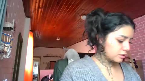 melodie  online show from November 14, 7:45 pm