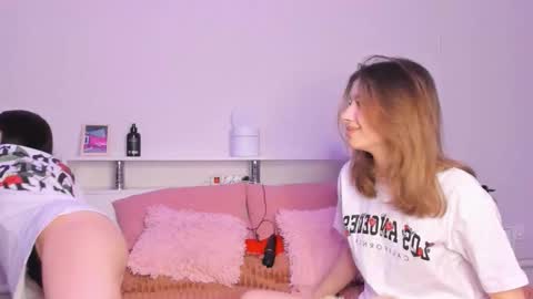 Snapshot of misseliss chatting on February 19, 8:38 pm Hello dear my name Elisa online show from February 19, 8:38 pm