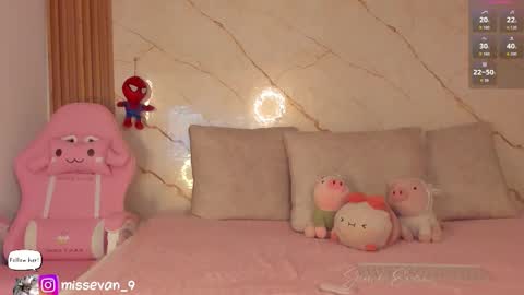 Sami Evan online show from November 7, 1:11 pm