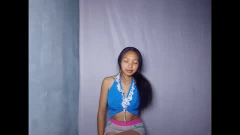 MadagascarQueen online show from May 9, 7:08 pm