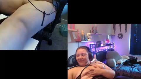 missfoxe12 online show from July 17, 11:20 pm