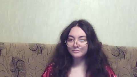 Snapshot of missis_mona chatting on December 2, 7:47 am missis mona online show from December 2, 7:47 am