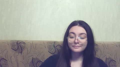 Snapshot of missis_mona chatting on December 14, 9:19 pm missis mona online show from December 14, 9:19 pm