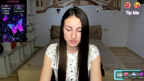 Snapshot of missis_sofiia chatting on December 13, 7:36 am Sofia online show from December 13, 7:36 am
