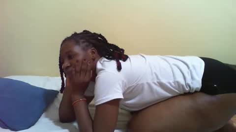 missjade25 online show from March 4, 2:45 pm