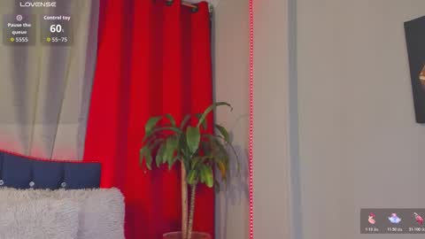 Snapshot of misskassandraa_ chatting on October 25, 1:57 am kassandra lazcano online show from October 25, 1:57 am