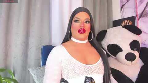 kassandra lazcano online show from June 23, 12:19 am