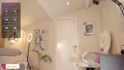 Ania online show from October 30, 2:18 pm