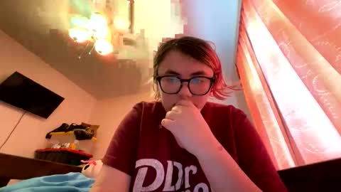 misskirby2005211977 online show from April 22, 7:37 pm