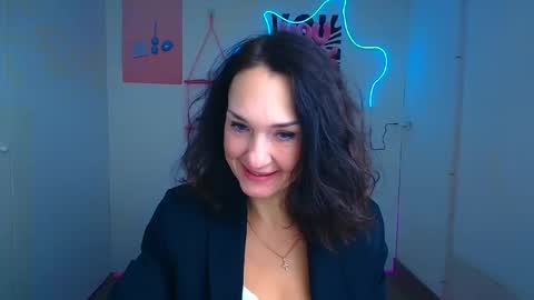 Christina online show from February 11, 12:10 pm