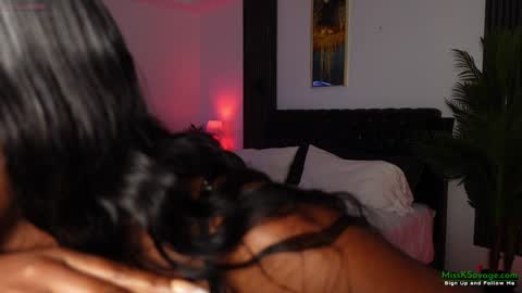 Miss K online show from January 8, 2:19 pm