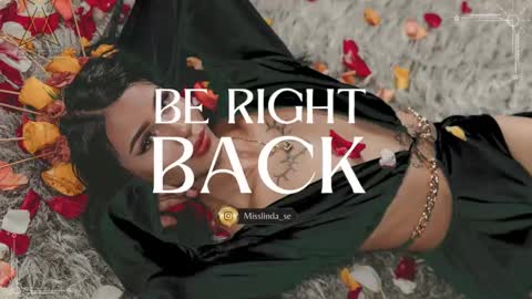 Snapshot of misslinda_ chatting on February 12, 8:59 am Linda online show from February 12, 8:59 am