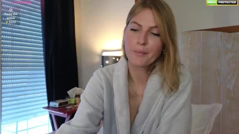 Misslucci online show from September 18, 7:32 am