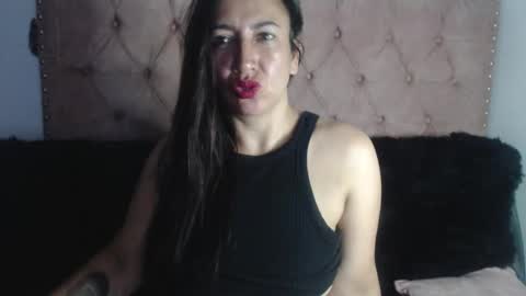 Snapshot of misslucyy1 chatting on October 7, 11:35 pm luccy online show from October 7, 11:35 pm