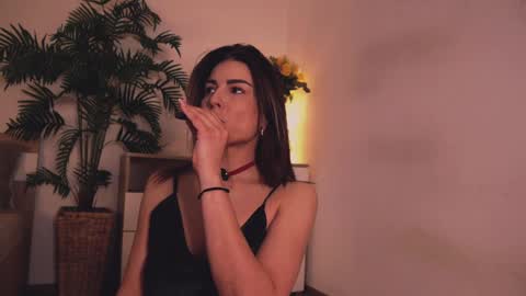 Snapshot of misslullu chatting on October 13, 4:23 am Lullu online show from October 13, 4:23 am