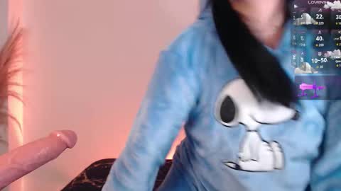 Snapshot of missmariana_ chatting on September 17, 12:23 am missmariana_ online show from September 17, 12:23 am