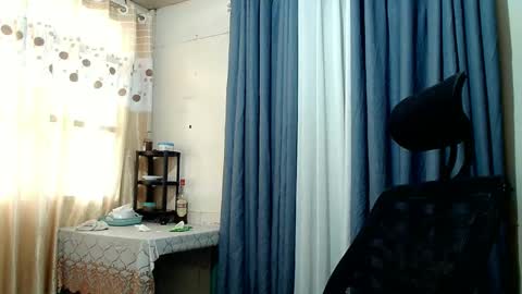 mayeth online show from December 16, 12:15 am