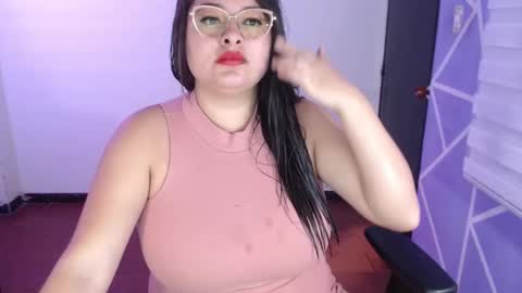 Miia online show from December 18, 3:29 pm