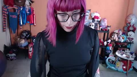 Miss Mia online show from February 7, 6:44 pm