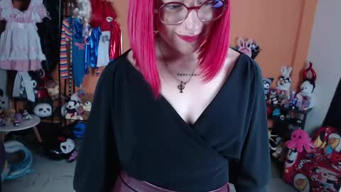 Miss Mia online show from April 25, 1:41 pm