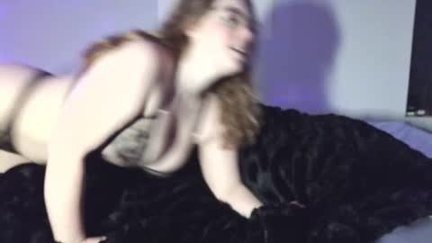 Snapshot of missmickeymay chatting on January 18, 4:38 am missmickeymay online show from January 18, 4:38 am