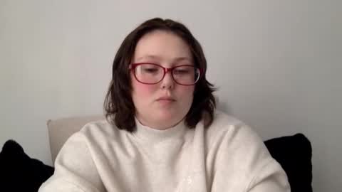 missmistressmal online show from March 8, 4:00 pm