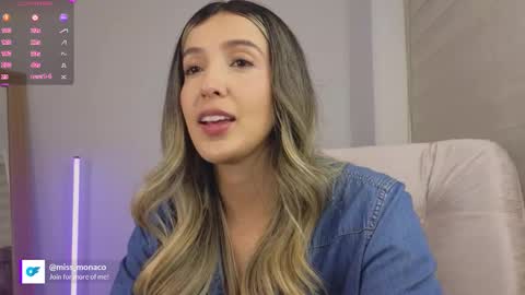 Snapshot of missmonaco chatting on October 10, 11:48 pm Emma Rivera online show from October 10, 11:48 pm