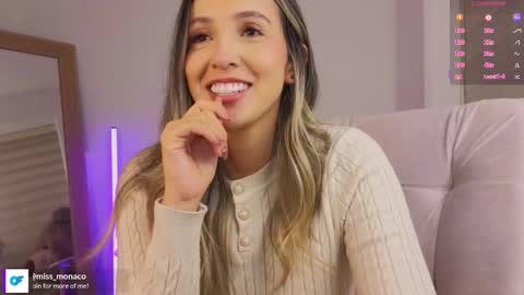 Snapshot of missmonaco chatting on November 19, 10:54 pm Emma Rivera online show from November 19, 10:54 pm