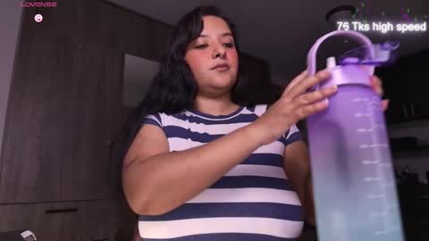 Snapshot of missmoonn chatting on December 3, 3:03 am MissMoon online show from December 3, 3:03 am