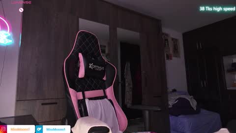 MissMoon online show from March 11, 5:52 pm