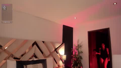 Snapshot of missnataly_ chatting on November 13, 10:03 am Nataly Rivas online show from November 13, 10:03 am