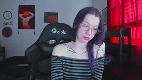 Mistress Nikki Vill online show from February 17, 7:09 pm