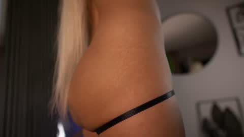 Miss Obsidian online show from July 24, 9:02 pm