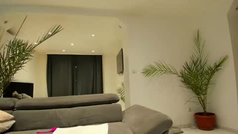 Jennifer  Johnny online show from February 26, 2:14 pm