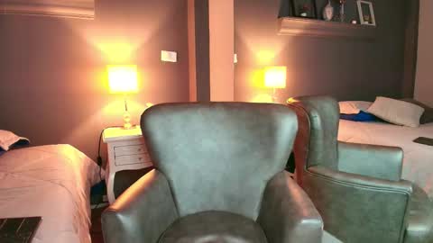 Snapshot of missparis__ chatting on November 29, 9:07 pm missparis__ online show from November 29, 9:07 pm