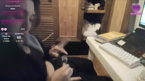 Snapshot of misspink152015 chatting on January 12, 5:45 am sarah online show from January 12, 5:45 am