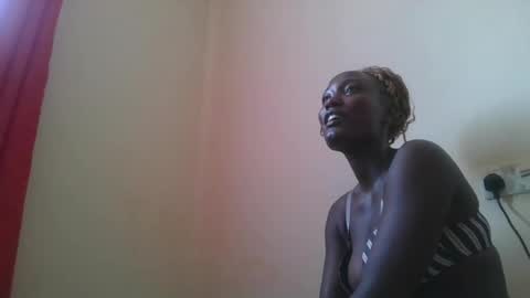 Snapshot of missprettygal chatting on March 3, 12:37 pm pretty gal online show from March 3, 12:37 pm