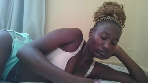 Snapshot of missprettygal chatting on March 8, 6:54 am pretty gal online show from March 8, 6:54 am