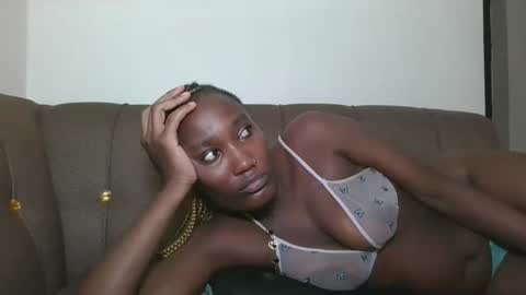 Snapshot of missprettygal chatting on September 26, 5:44 am pretty gal online show from September 26, 5:44 am