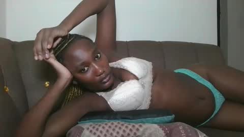 Snapshot of missprettygal chatting on September 26, 6:45 pm pretty gal online show from September 26, 6:45 pm