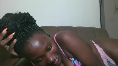 Snapshot of missprettygal chatting on October 27, 7:40 pm pretty gal online show from October 27, 7:40 pm