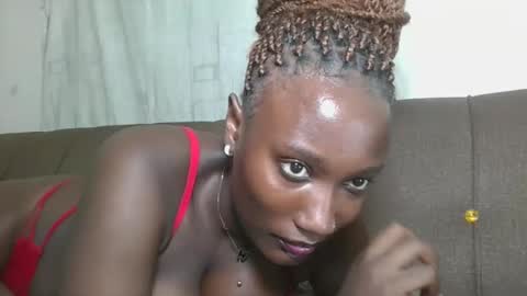 Snapshot of missprettygal chatting on November 4, 4:11 am pretty gal online show from November 4, 4:11 am