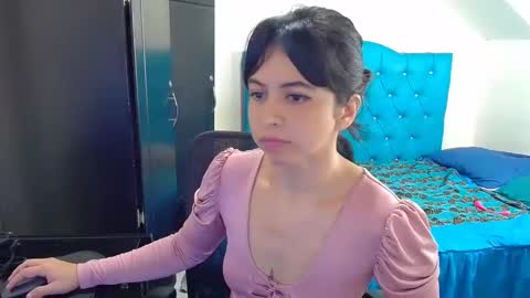 Snapshot of misspurple4 chatting on January 12, 6:49 pm kassandra online show from January 12, 6:49 pm