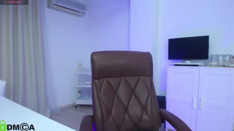 Missrachelxo online show from July 22, 7:05 pm
