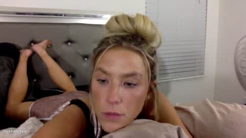 Alyssa online show from June 17, 4:15 am