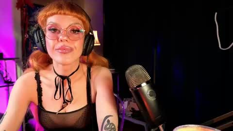 Tacodeluxe online show from May 21, 2:18 am