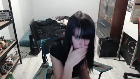 Snapshot of missthon chatting on February 5, 10:01 pm missthon online show from February 5, 10:01 pm