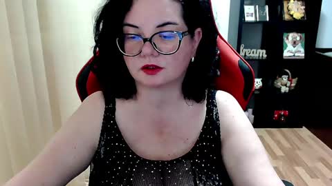 MissTruble online show from May 15, 10:33 am
