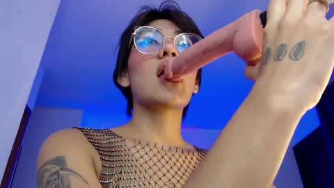 Snapshot of missvenuss chatting on January 29, 6:12 am IG MISSVENUSS1 online show from January 29, 6:12 am