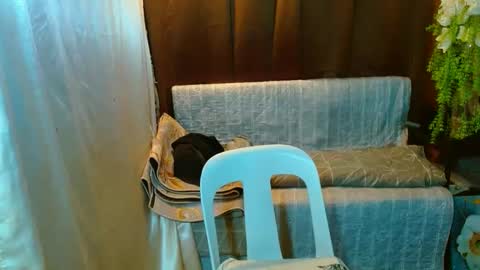 Snapshot of missviolet11 chatting on December 19, 3:08 pm SweetViolet online show from December 19, 3:08 pm